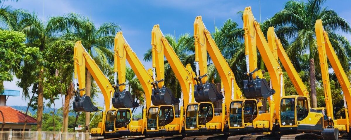 Închirierea utilajelor de construcții vs. achiziție