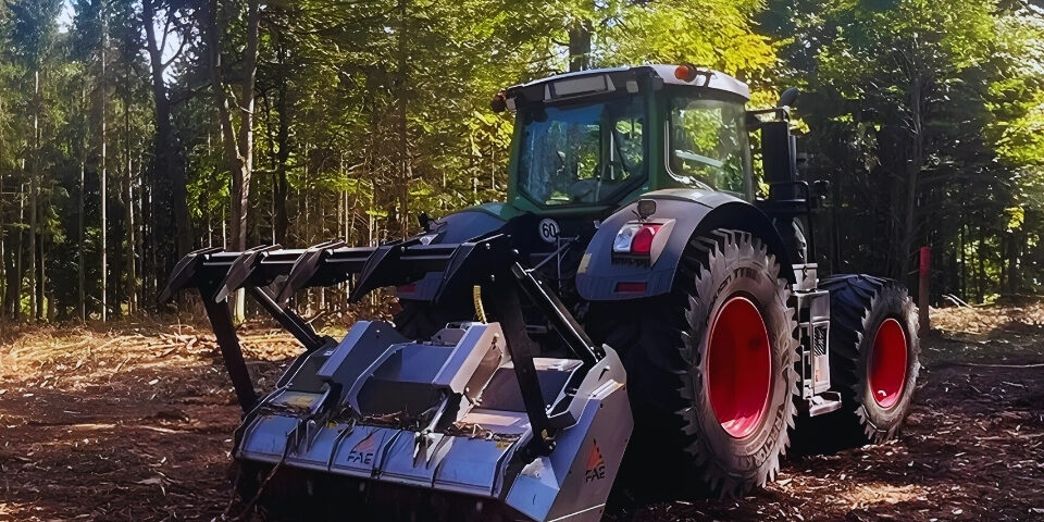 Defrișările mecanizate: rapide, eficiente și ecologice